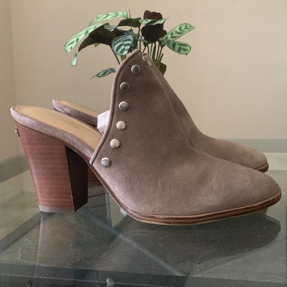 MICHAEL | MICHAEL KORS LOUISE STUDDED SUEDE HEELED MULES - Picture 7 of 11